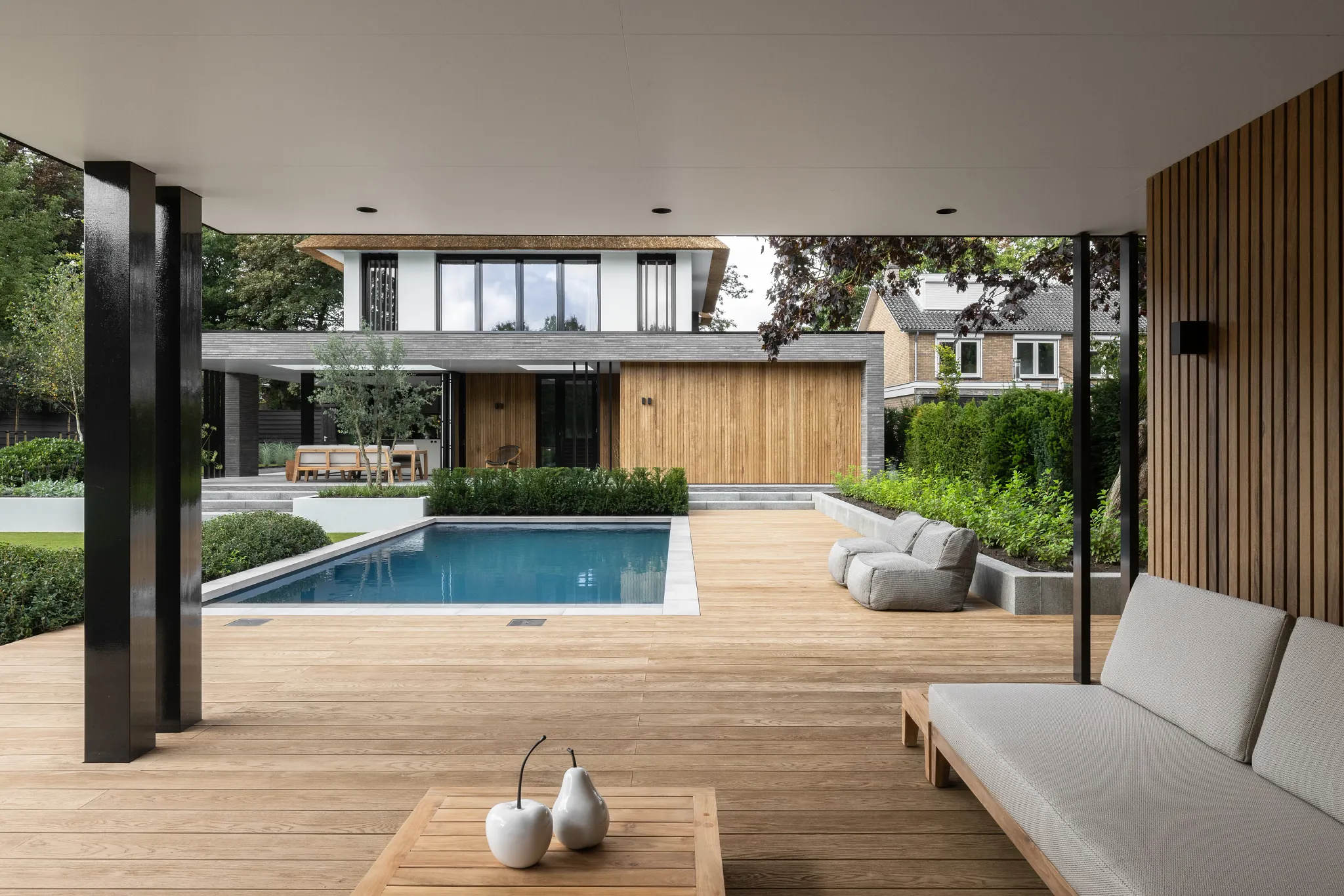 Mcbf360g Case Study Enhanced Grain Golden Oak Wooddeck Villa Vl 9990